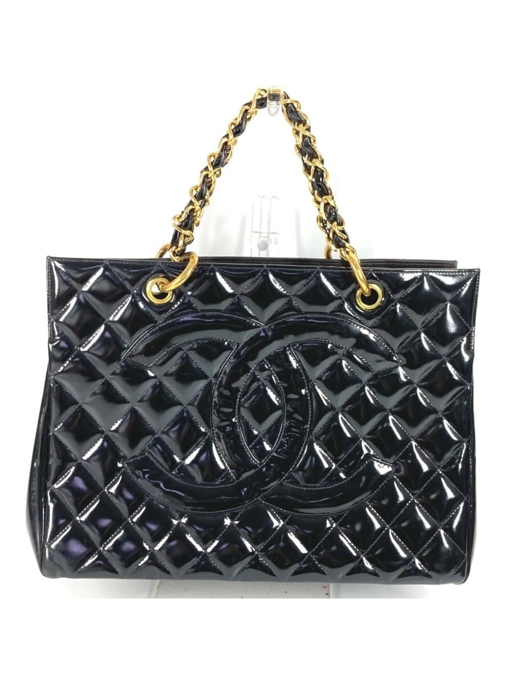 Chanel Vintage Matelasse Quilted Patent Leather CC logo with authenticity card